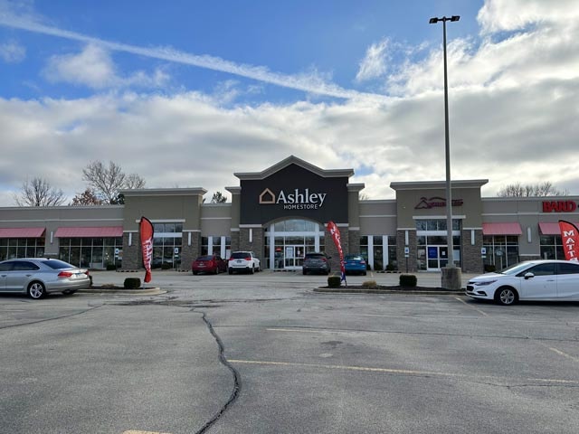 Ashley Furniture & Tenant Lease Space, Decatur, IL